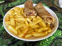 Chicken wrap with chips
